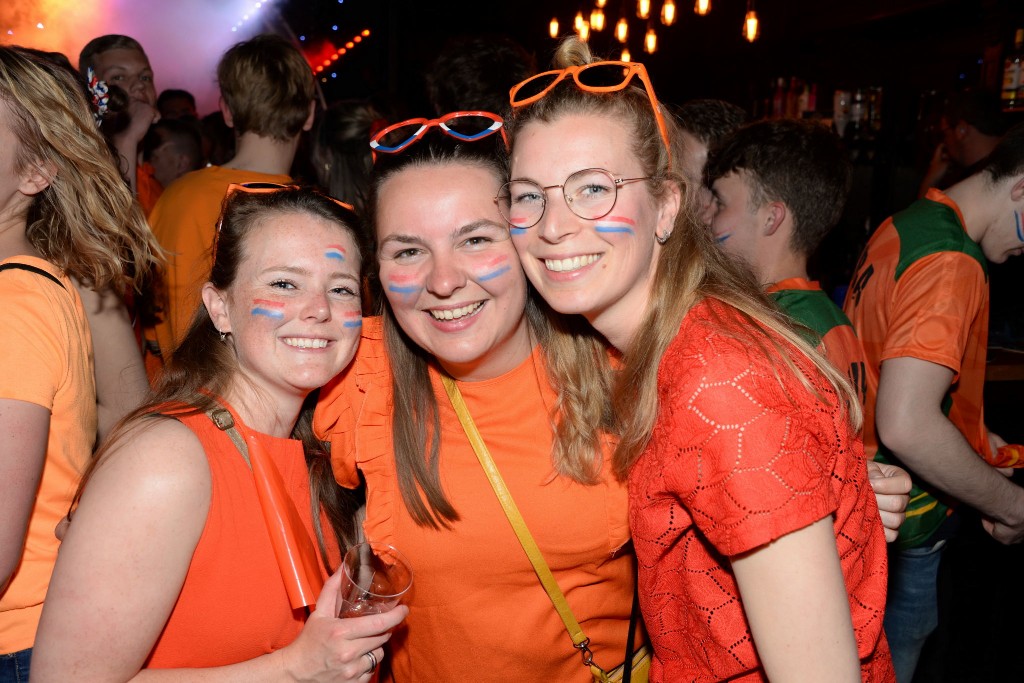 ../Images/Koningsnacht 2022 in VdG 043.jpg